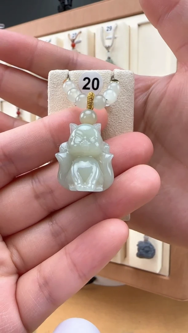 【闪购商品】和田玉颈饰未镶嵌九尾狐吊坠