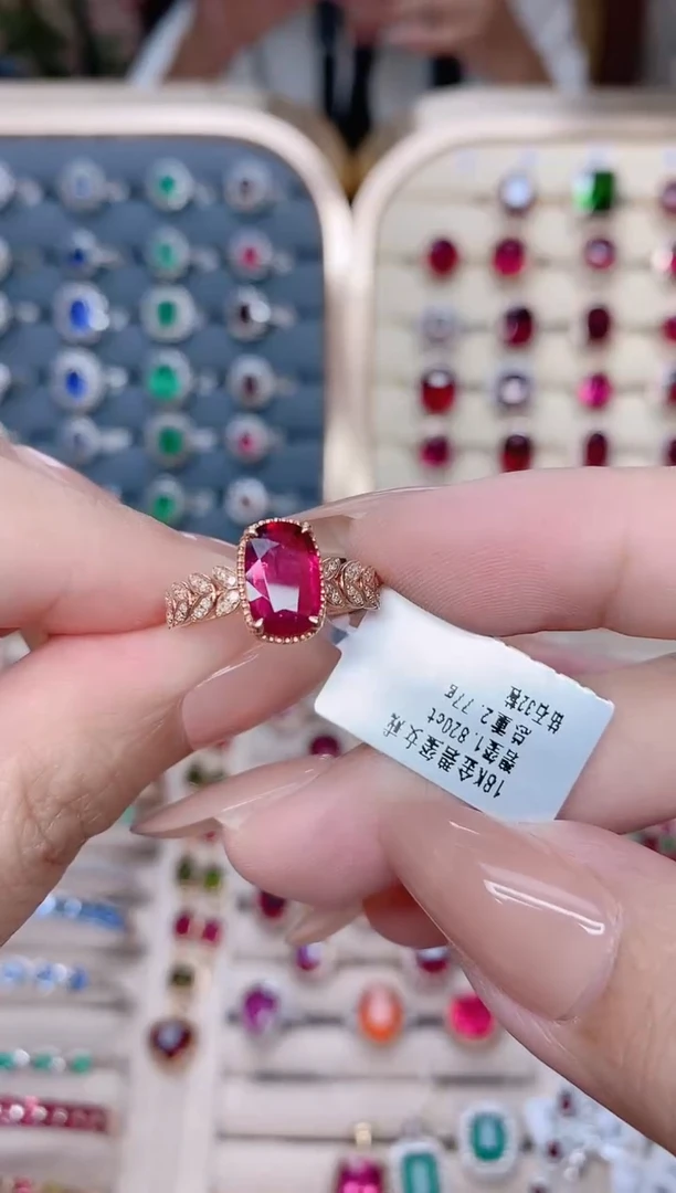 18K金镶嵌碧玺手链碧玺1.82CT