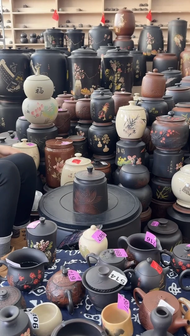 罐瑕疵茶叶罐  高石瓢荷花  052