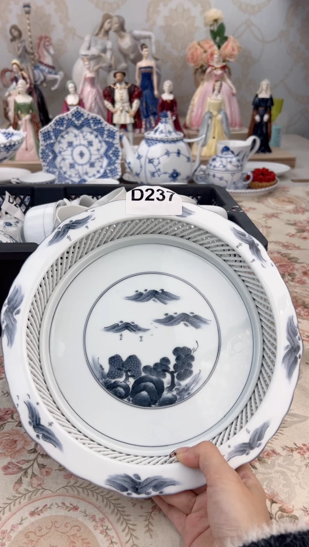 摆件中古默认微瑕，新号开播，全场20包邮D237