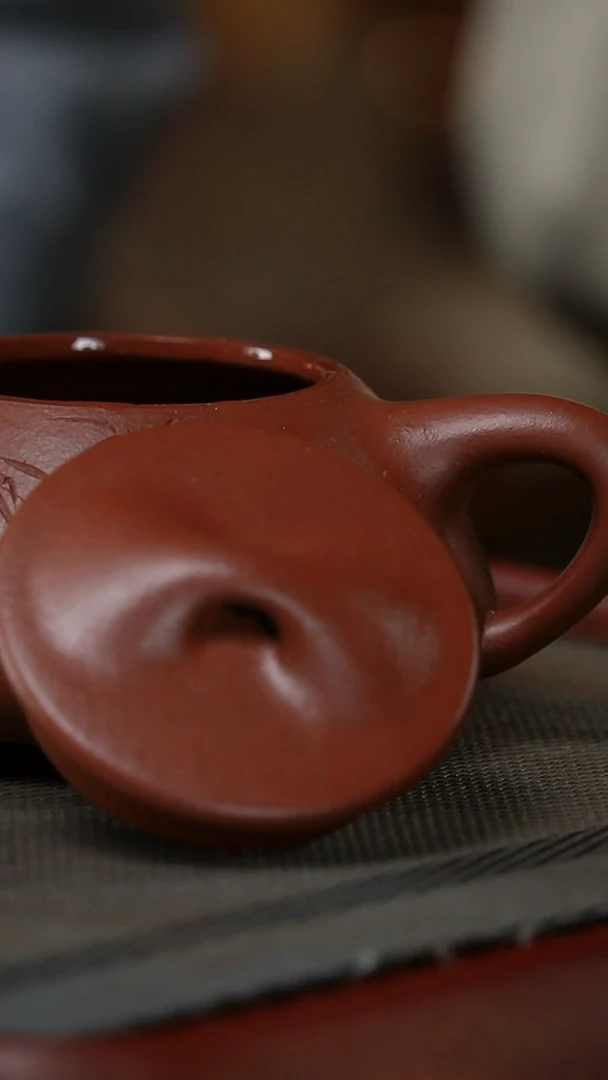 【闪购商品】紫砂茶壶石瓢大红泥光素