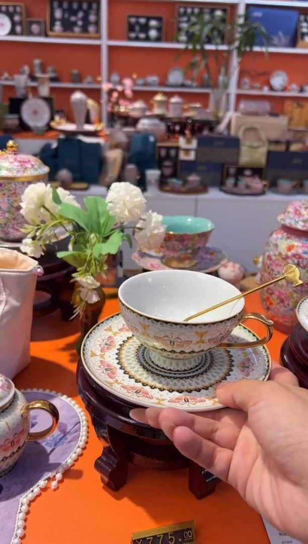 瓷片小乔闪购链接