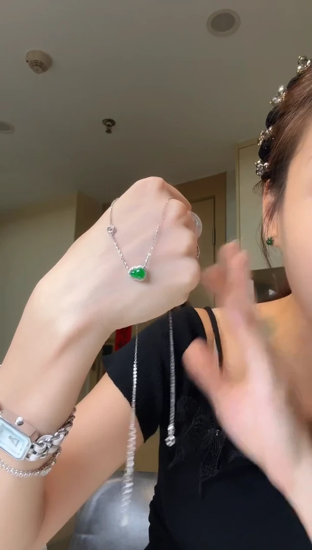 套链银S925镶嵌翡翠天然翡翠吊坠