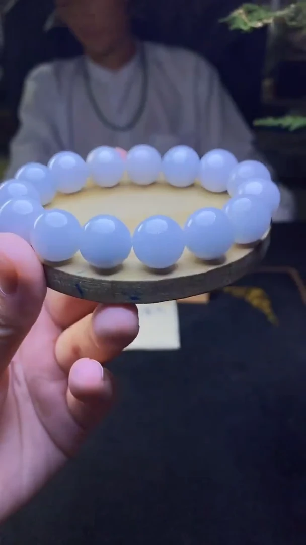 定制翡翠未镶嵌天然缅甸A货翡翠，多样性发货，拍一发一