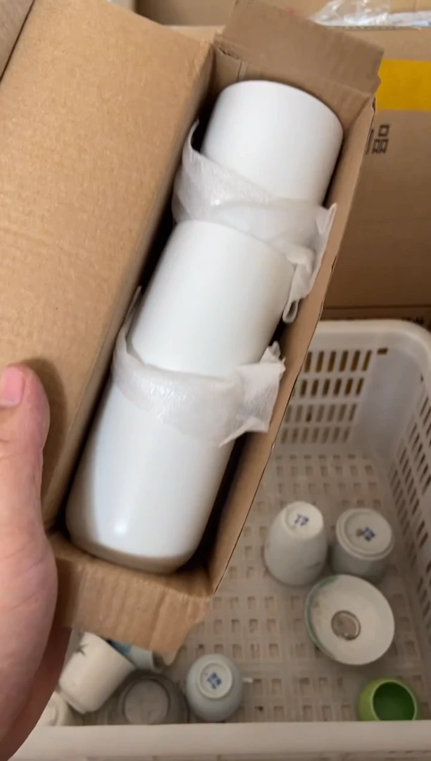 杯无运费险有瑕疵的摄影的产品有使用过的痕迹有点脏介意勿拍