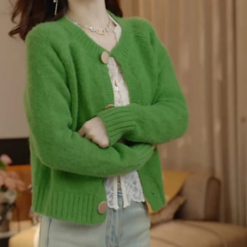 2025新款温柔风时尚慵懒纯色短款毛衣LK2506933
