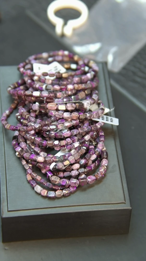 未镶嵌苏纪石（舒俱来）手串D12号手串（多样性发其中一条）