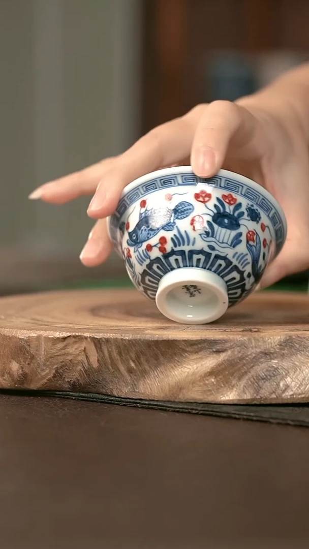 手绘手绘高温现代瓷 气 鱼藻小压70C