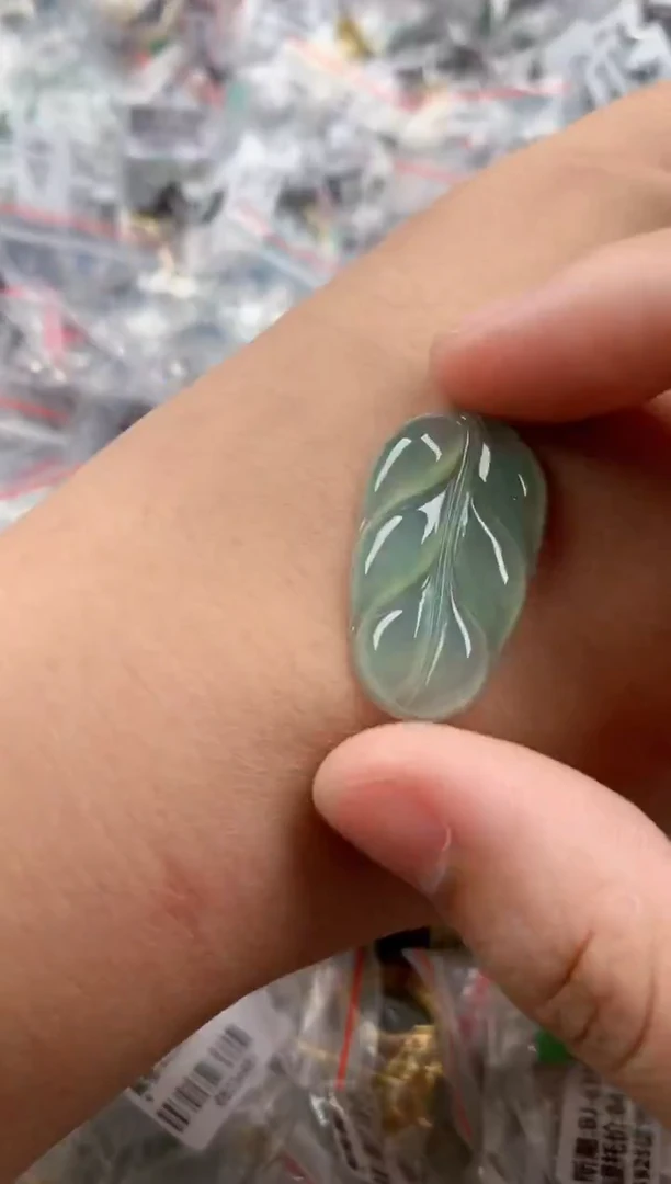 未镶嵌戒指翡翠333    1