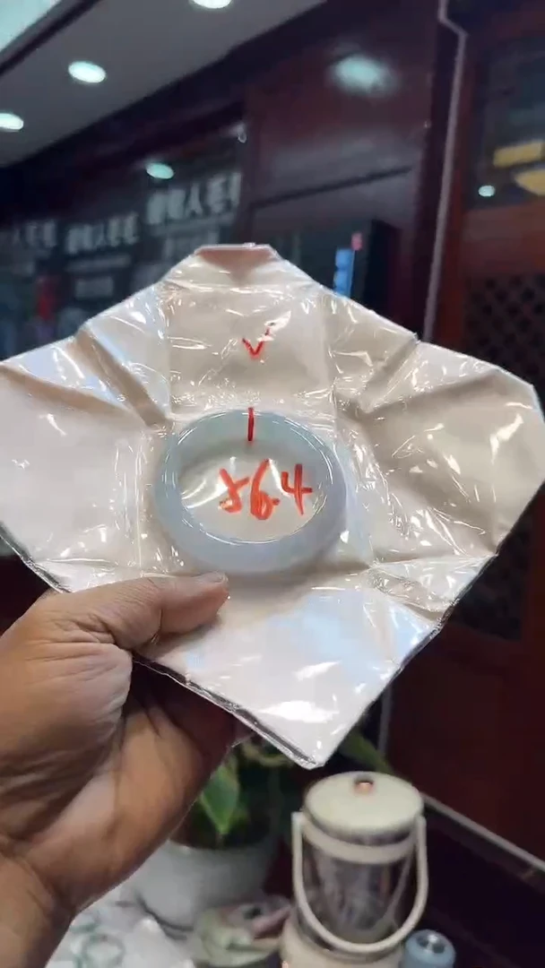 未镶嵌手镯翡翠手镯