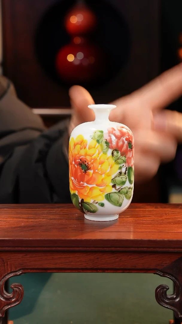 【闪购商品】摆件釉下五彩纯手工手绘原创瓷器