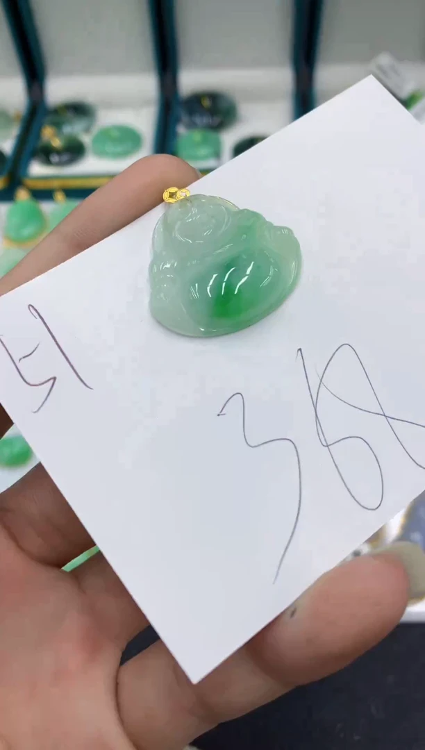 【闪购商品】翡翠颈饰18K金镶嵌翡翠