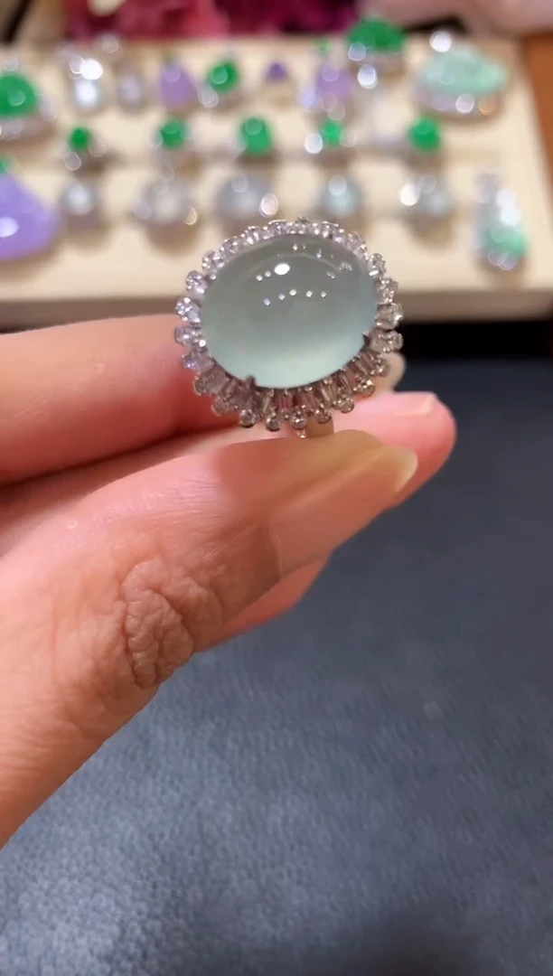 18K金镶嵌戒指翡翠z108