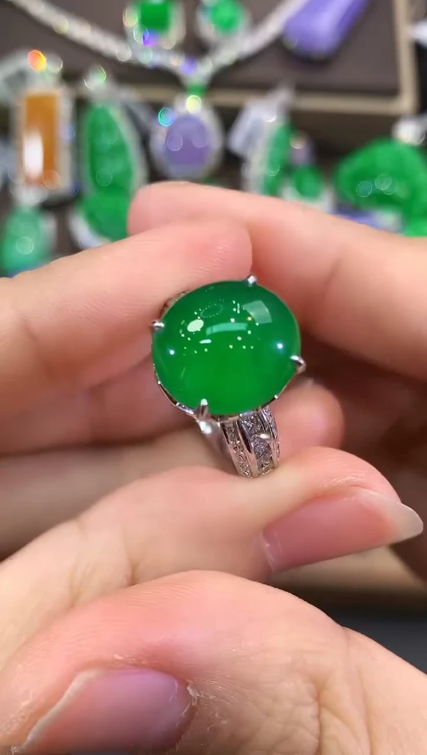 18K金镶嵌戒指翡翠浠*C2