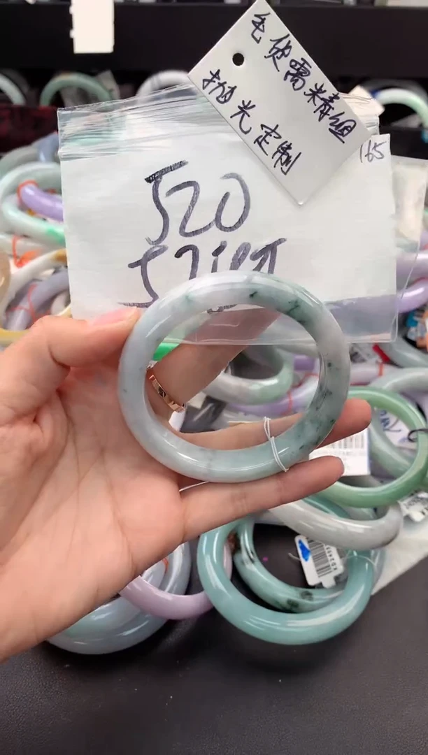 【闪购商品】定制翡翠未镶嵌毛货需精细抛光+多人