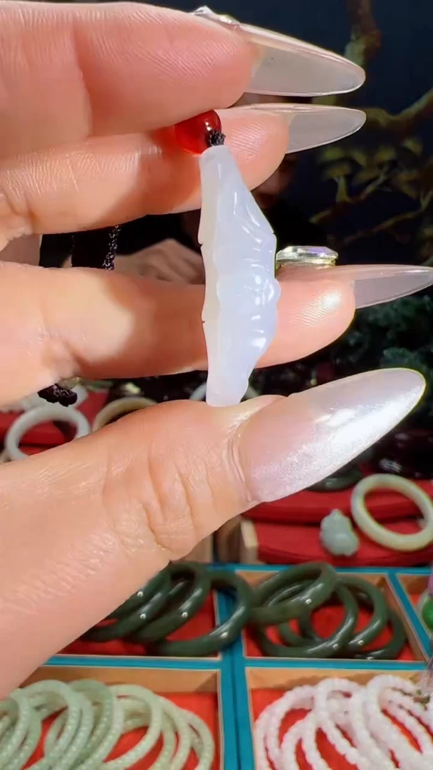 【闪购商品】和田玉吊坠未镶嵌1