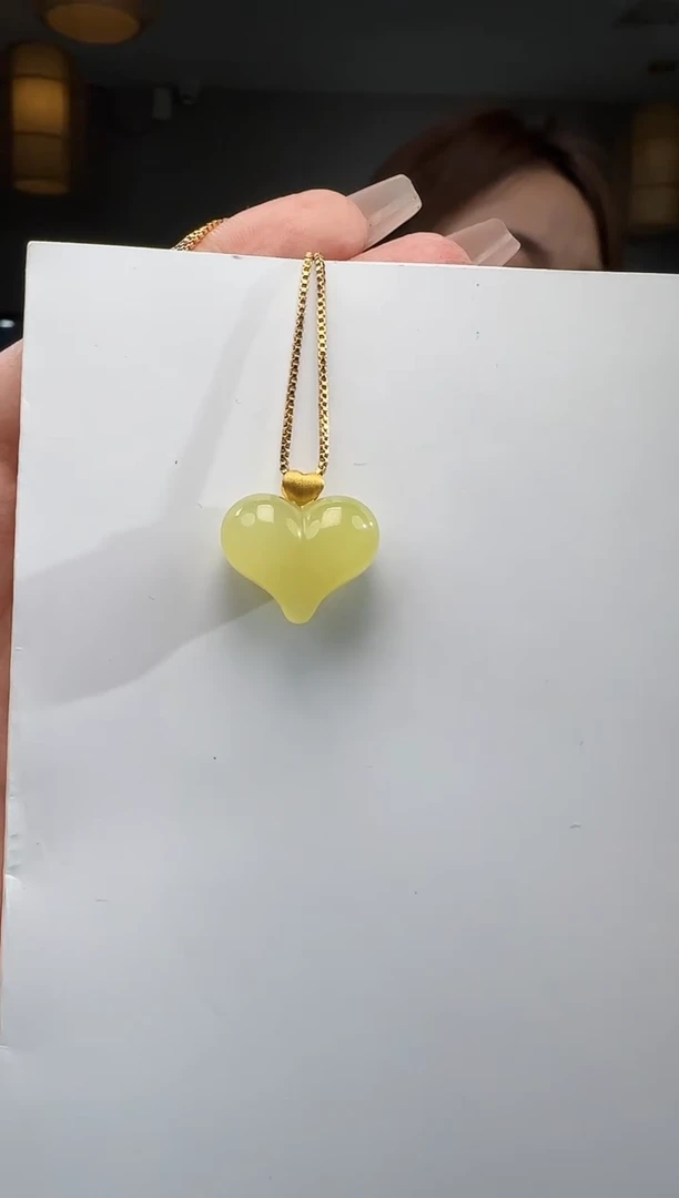 和田玉18K金镶嵌吊坠(不含链)1