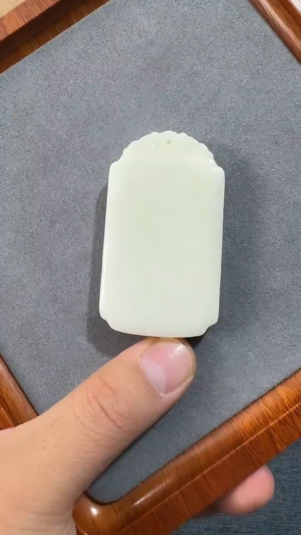 未镶嵌挂件蓝田玉（蛇纹石化大理石玉）蓝田 高无事牌