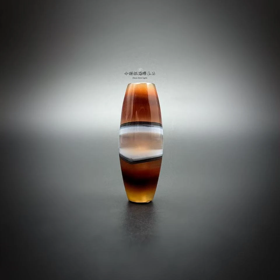 天然缠丝玛瑙方眼瓷白深方眼 尺寸 36.4*14