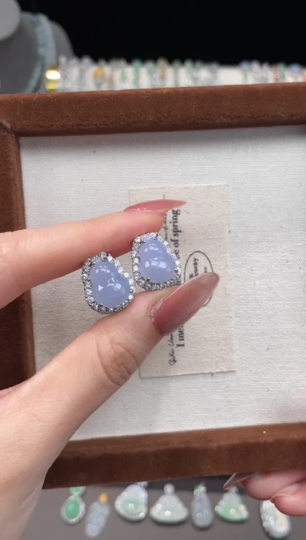 银S925镶嵌翡翠耳饰1