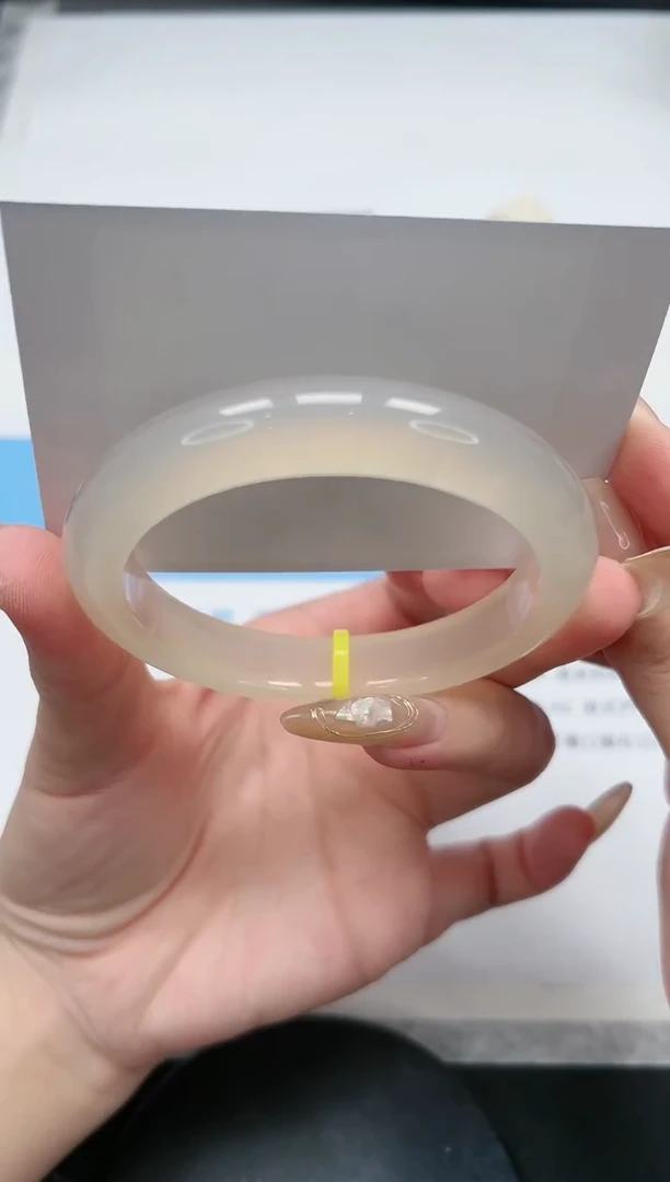 【闪购商品】玛瑙/玉髓手镯未镶嵌43/香槟61