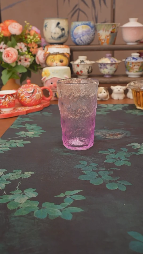 【落单】粉琉璃手握杯
