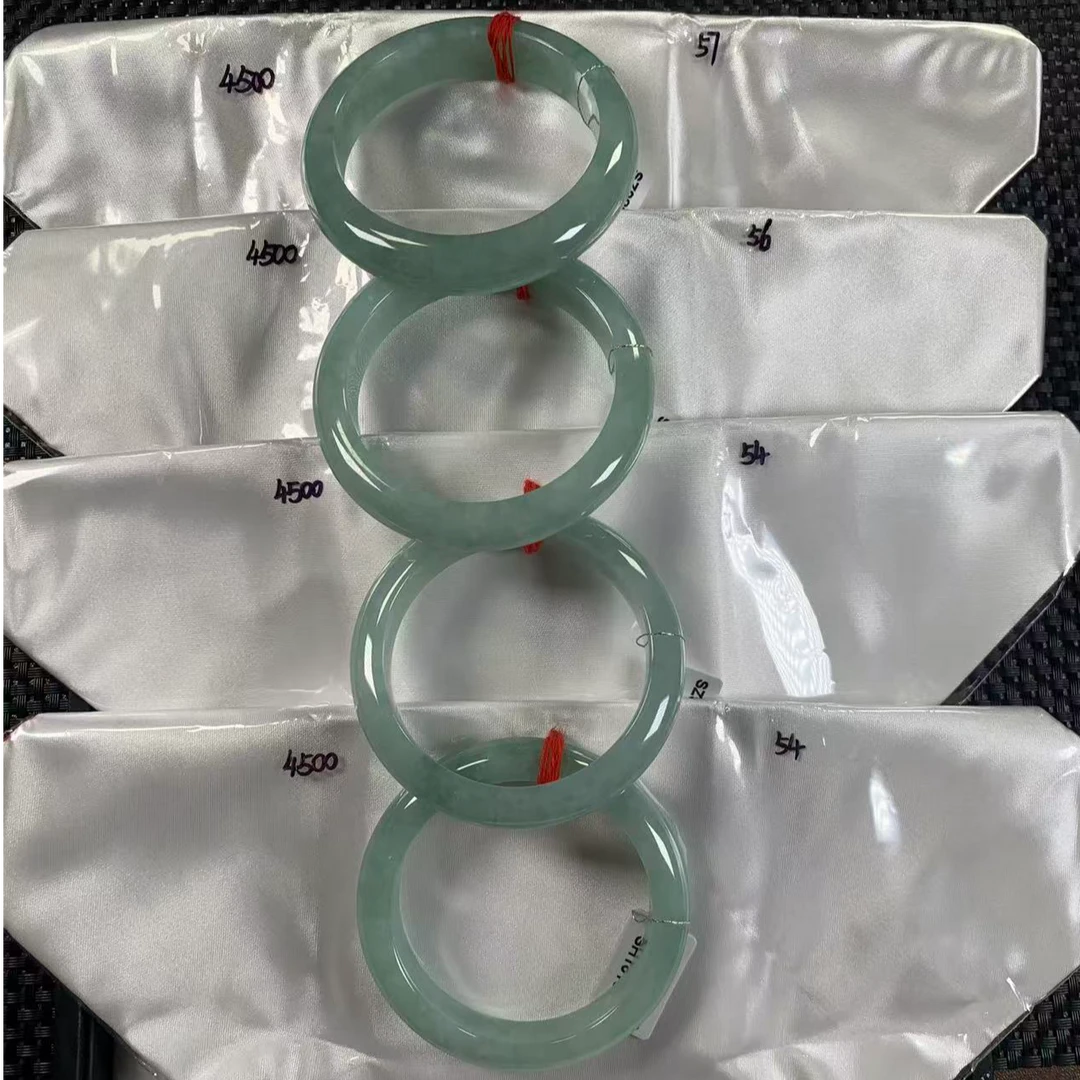 翡翠A货1手镯多样性发货，发一件