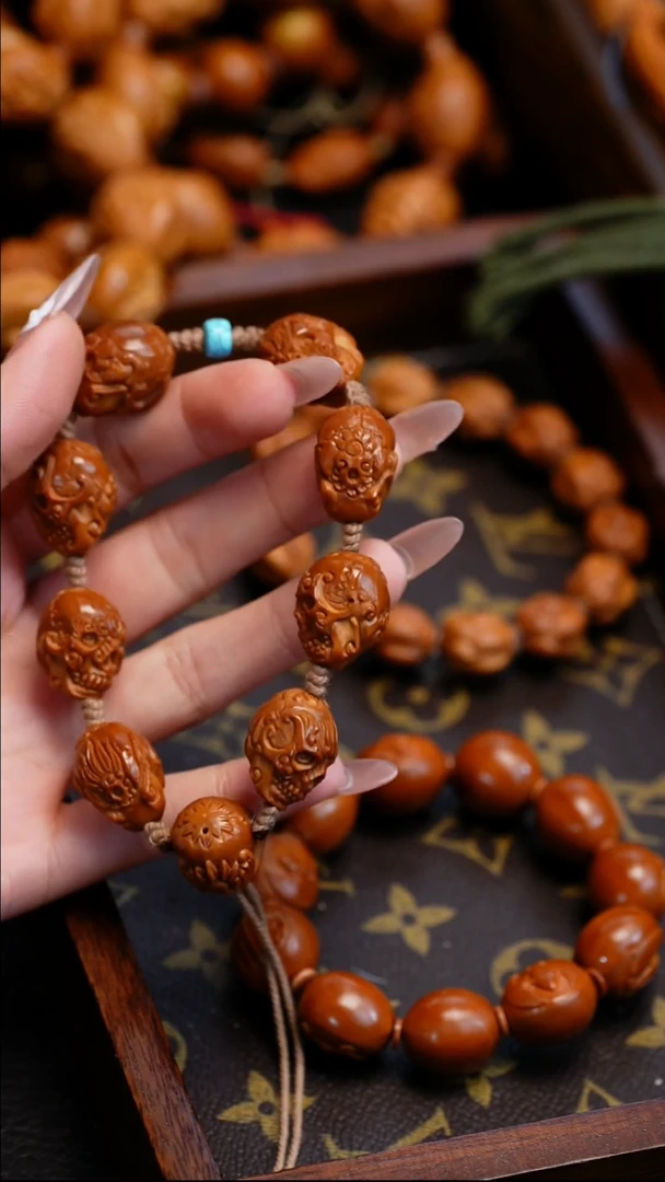 【闪购商品】橄榄核吊坠苏工橄榄核