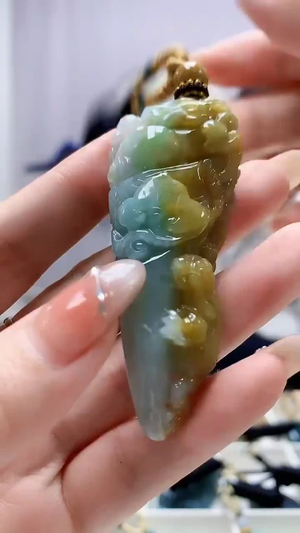 定制翡翠未镶嵌4898DD-毛货挂件92