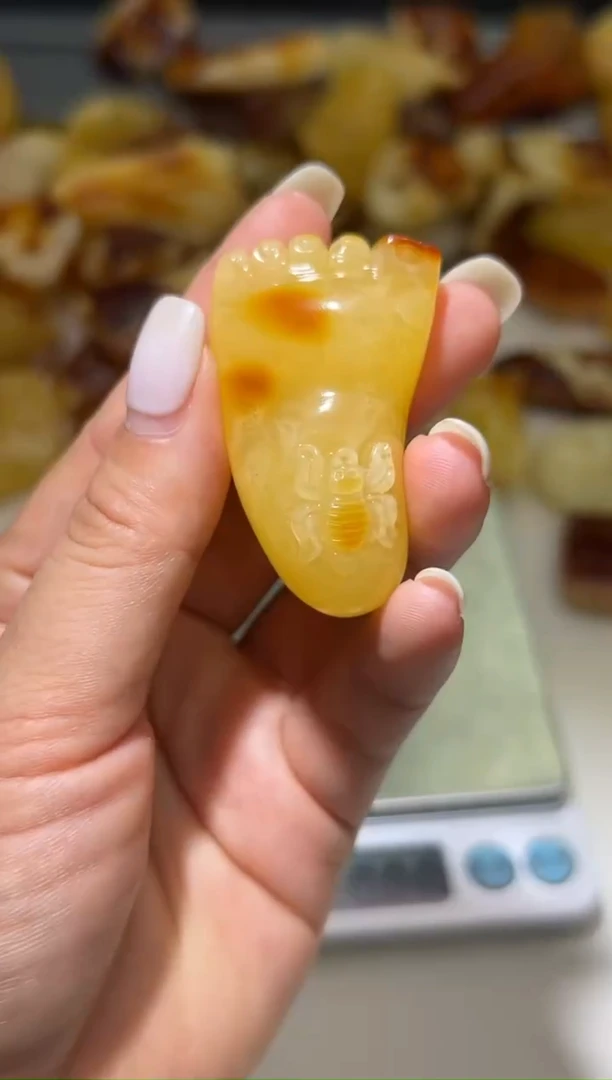 裸石琥珀未镶嵌琥珀蜜蜡吊坠