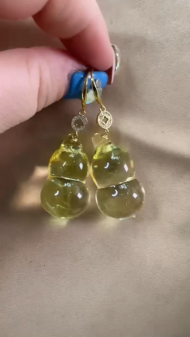 未镶嵌颈饰琥珀耳环