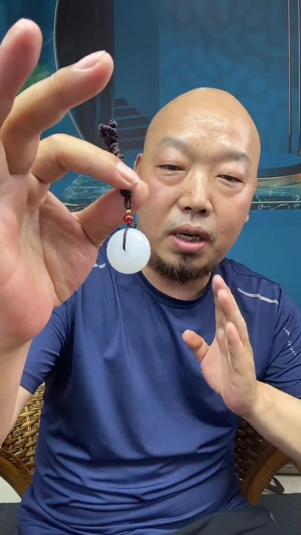 和田玉未镶嵌颈饰拍一发一