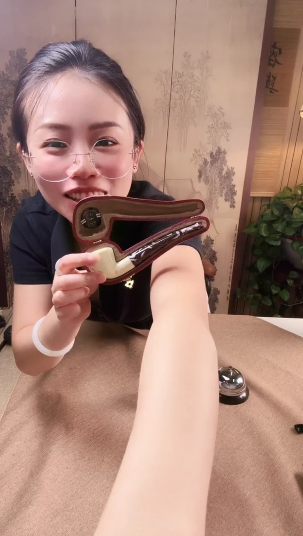 汉**帝海泡石光面黑嘴