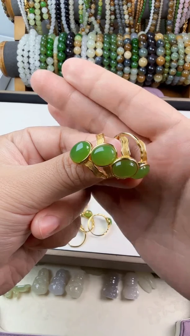 银S925镶嵌戒指和田玉戒指多样性发其一