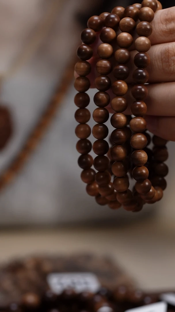 檀香木手串/手链?**.老山檀香0.8圆珠多圈108颗沉水