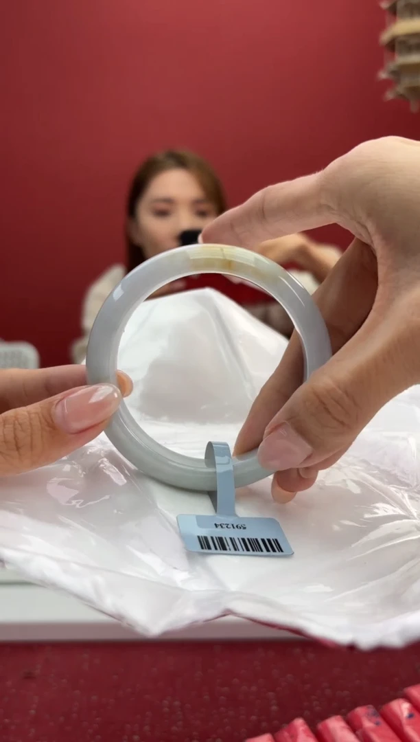 【闪购商品】翡翠手镯未镶嵌2手镯