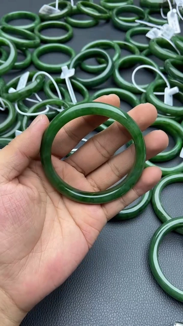 未镶嵌手镯和田玉21碧玉-有瑕-62.2