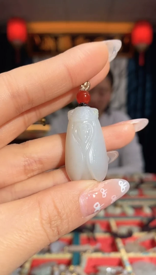 【闪购商品】和田玉颈饰未镶嵌蝉