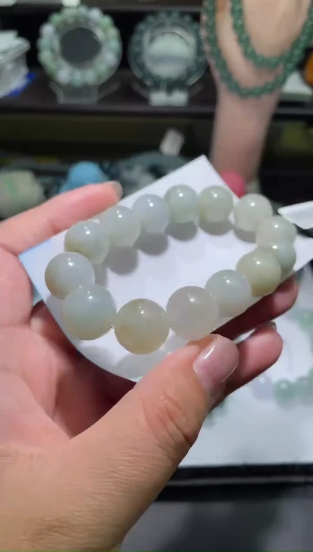 【闪购商品】翡翠手串未镶嵌翡翠