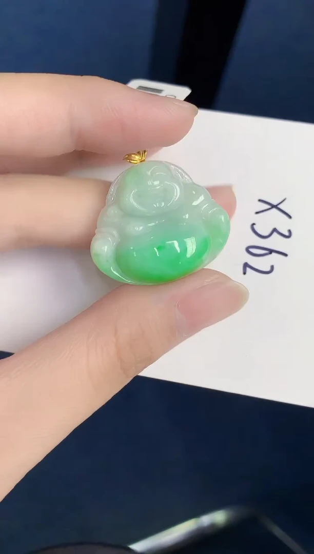颈饰18K金镶嵌翡翠天然翡翠缅甸A货