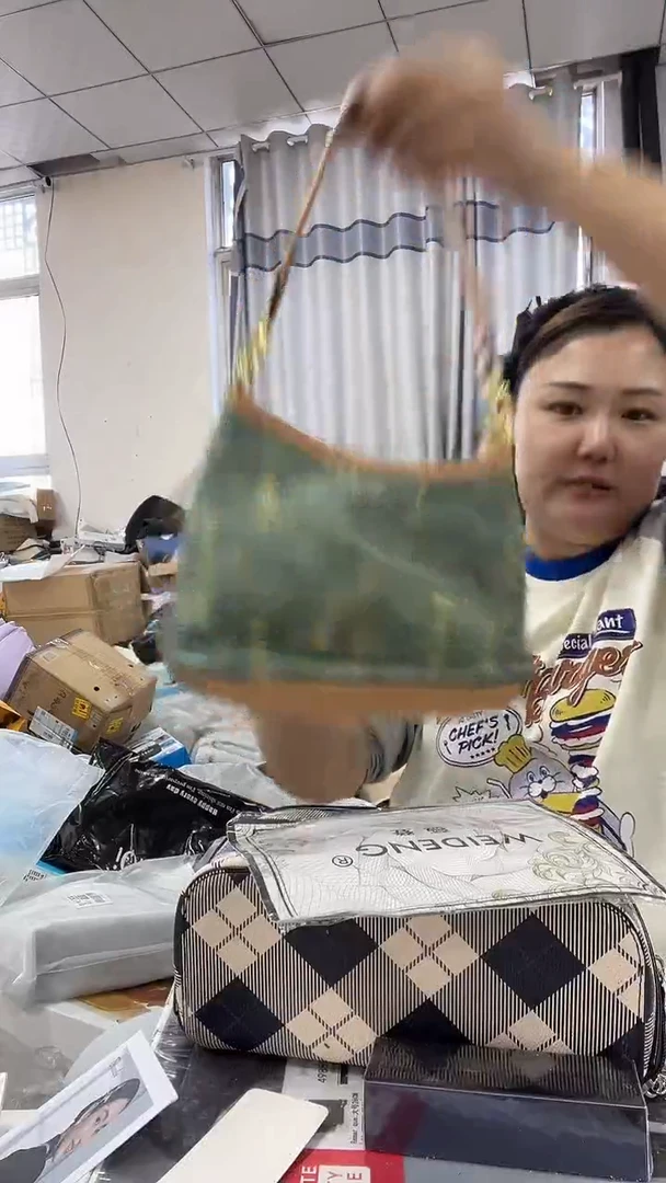 牦牛剖层皮革琪老板女包1号店超好看发图片款
