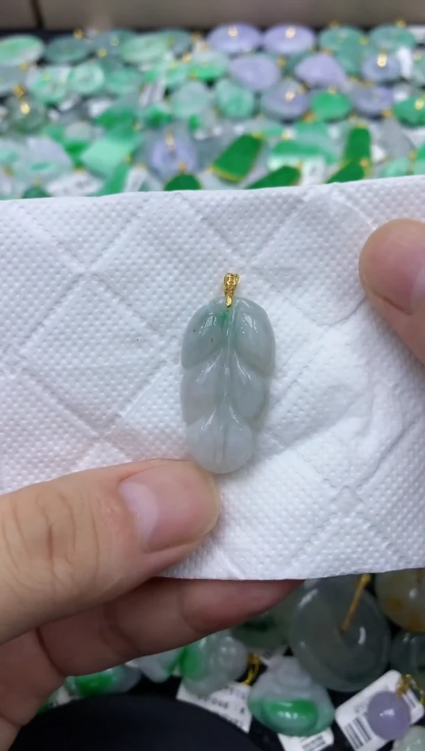 颈饰未镶嵌翡翠天然缅甸翡翠A货