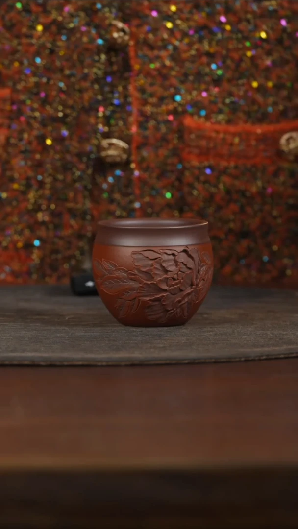 【闪购商品】紫砂茶叶罐朱泥浮雕刻牡丹主人杯
