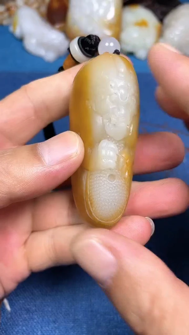 和田玉未镶嵌把件1