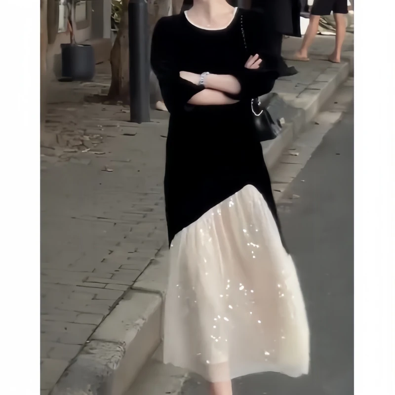 秋季气质设计感法式赫本风不规则拼接连衣裙拼色显瘦慵懒风连衣裙