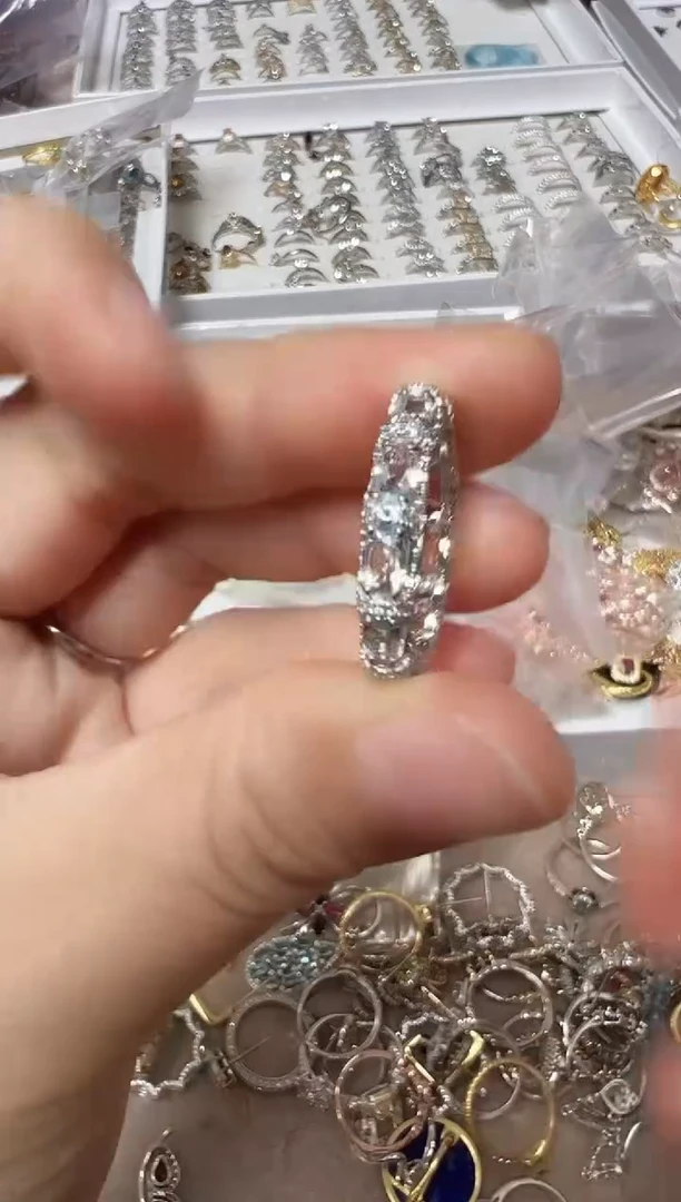 银S925镶嵌戒圈海蓝宝石9   15  两个圈口自行备注