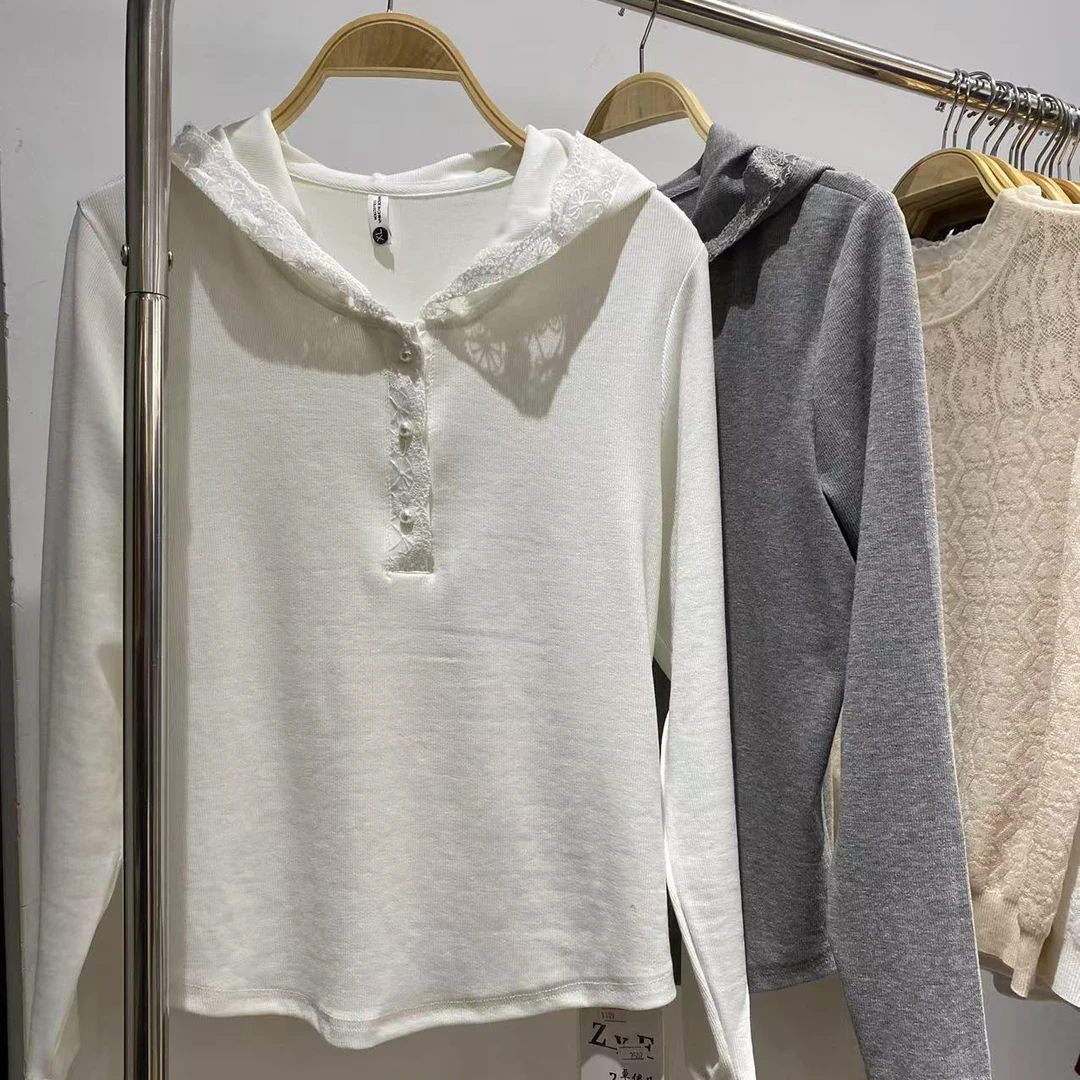 靓衣坊 连帽花边弹力针织棉小衫显瘦