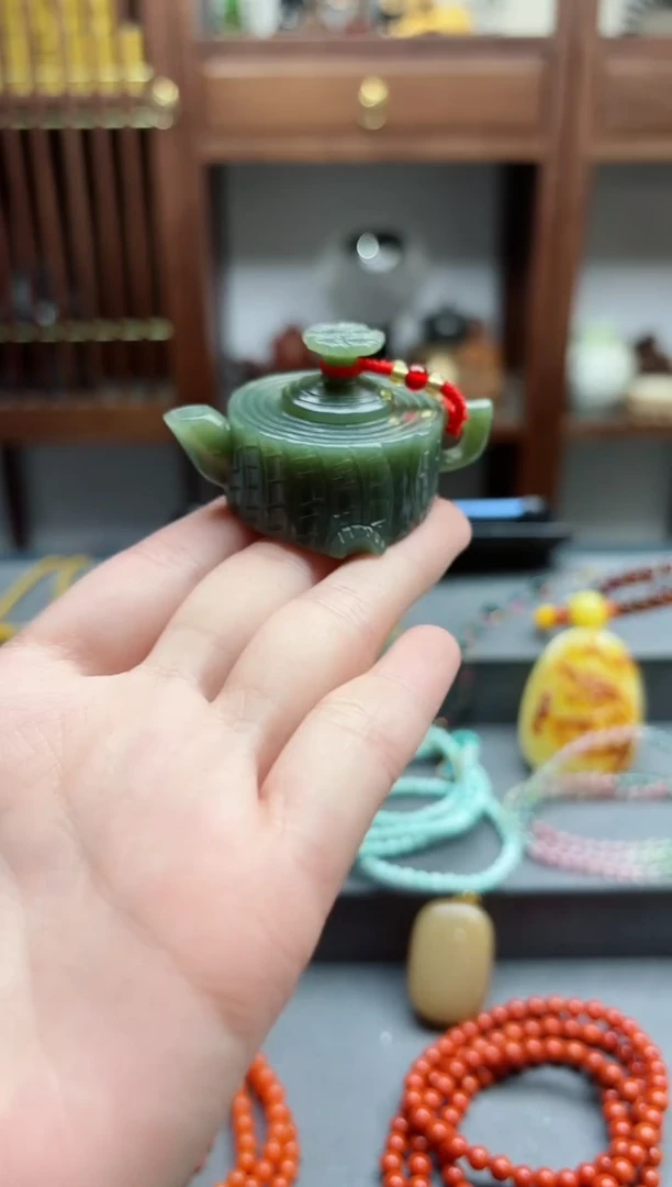 【闪购商品】和田玉摆件未镶嵌和田玉壶摆件 HX