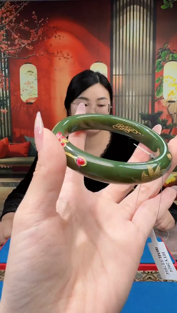 定制和田玉名家匠心馆和田玉多样性发一