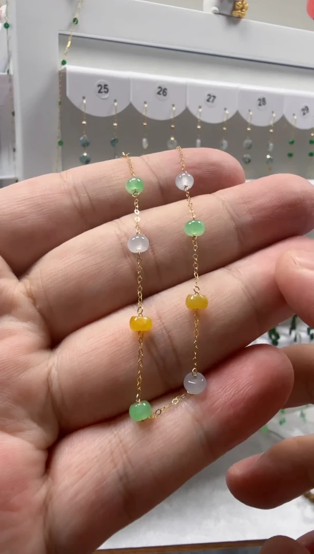18K金镶嵌翡翠耳饰缅甸天然A货翡翠